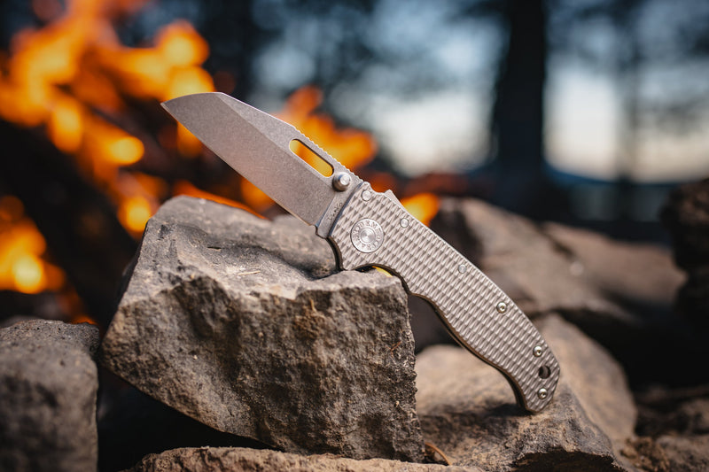 Folding Knives